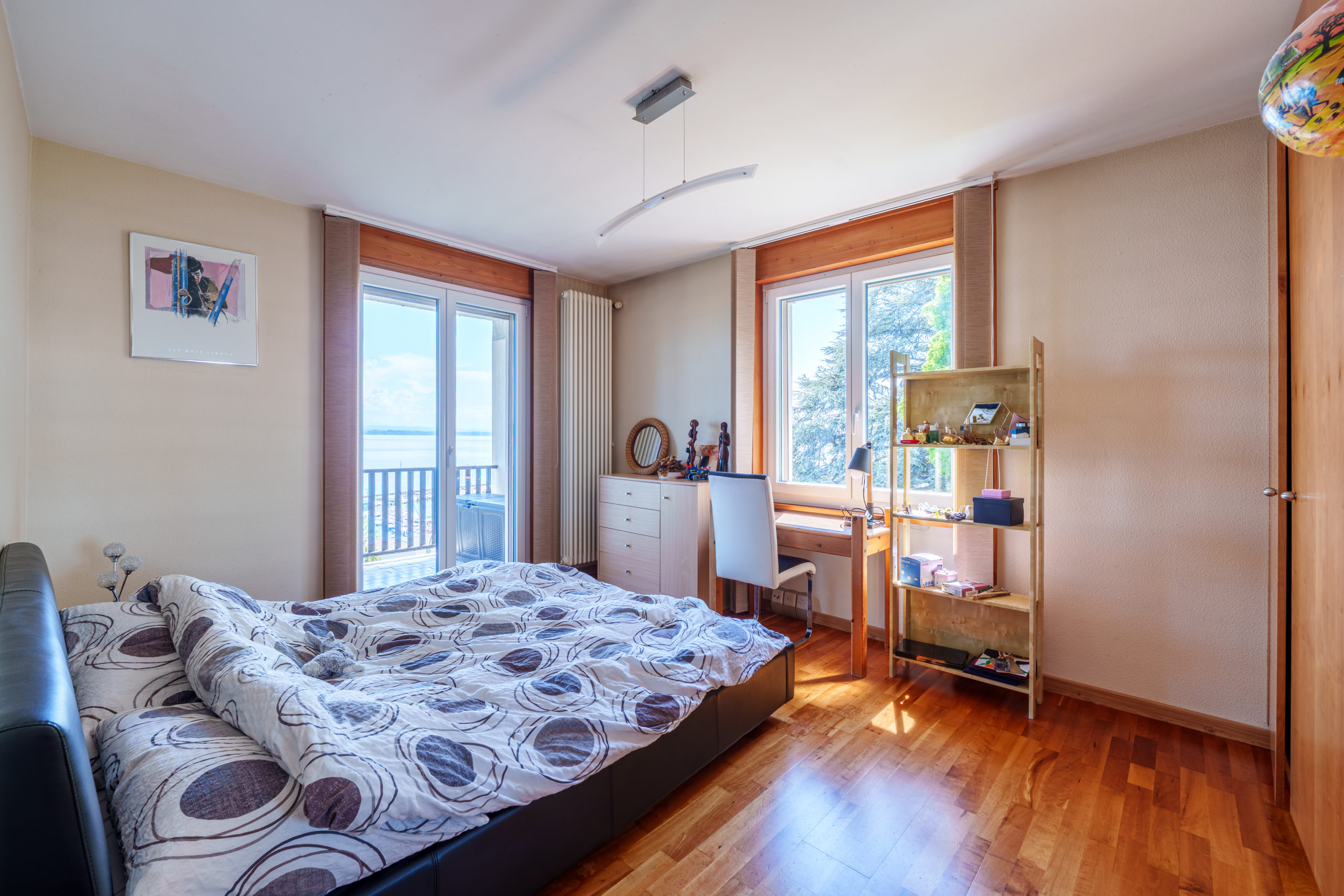 Neuchâtel / Charmante villa avec vue sur le lac