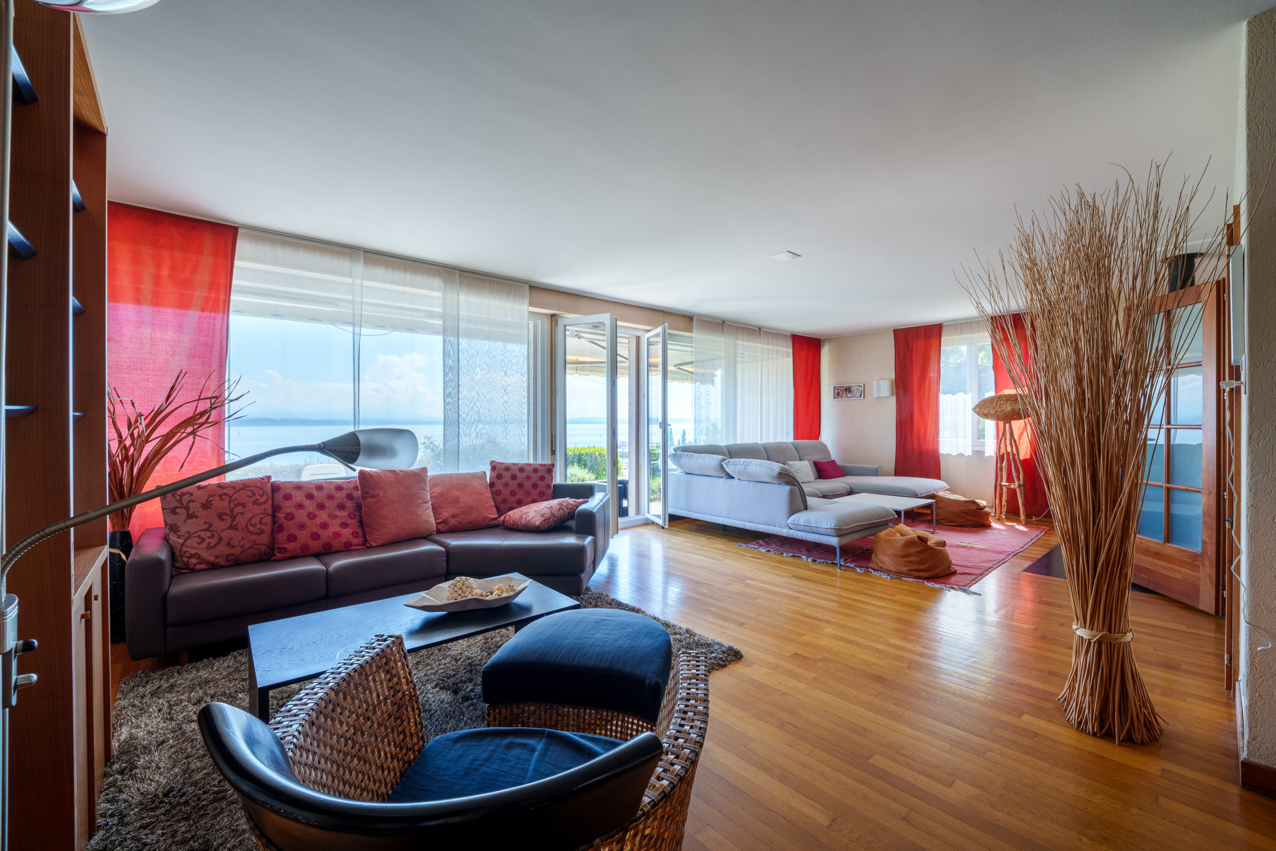 Neuchâtel / Charmante villa avec vue sur le lac