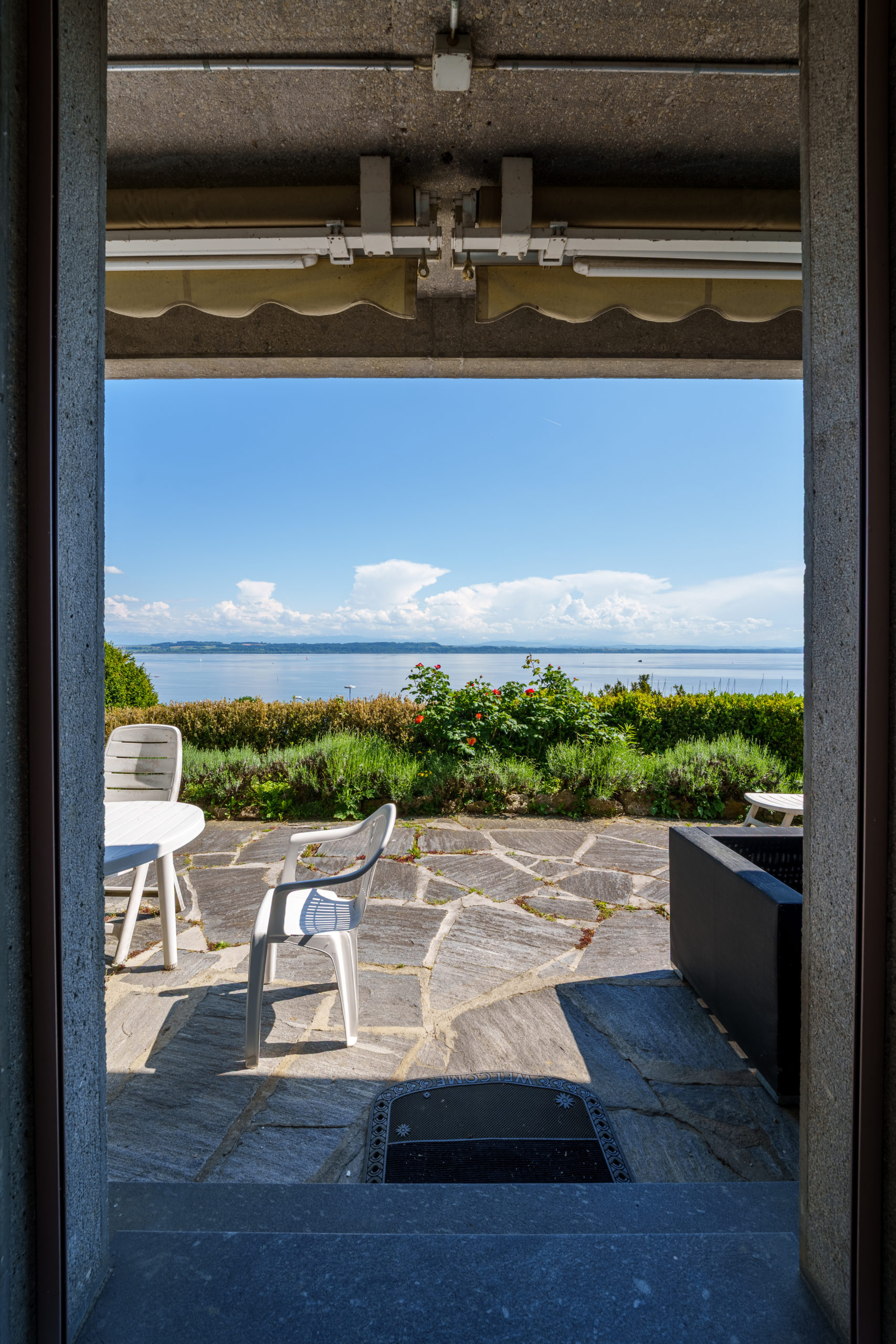 Neuchâtel / Charmante villa avec vue sur le lac